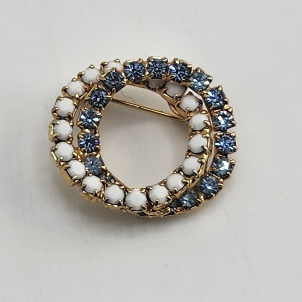 Vtg Double Circle Brooch Gold Tone Milk Glass Blue Rhinestones Entwined Circles